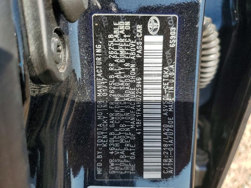 2017 TOYOTA CAMRY XLE 13