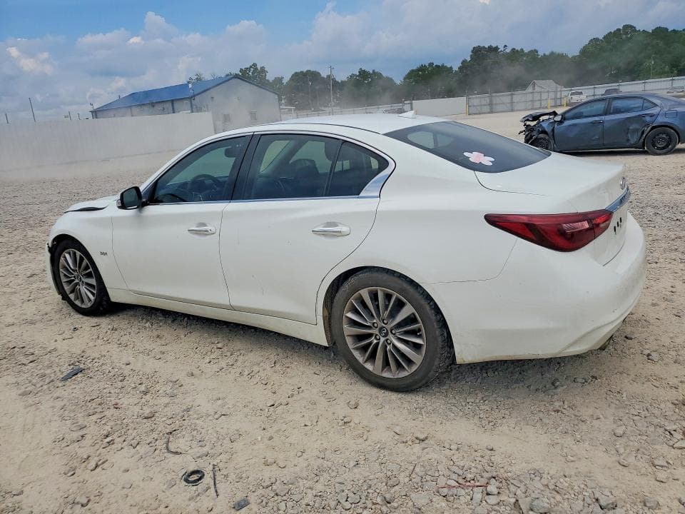 2018 INFINITI Q50 3.0T LUXE 2