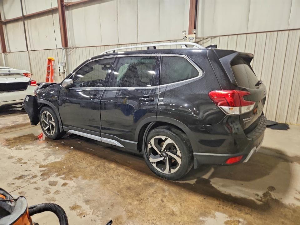 2022 SUBARU FORESTER TOURING 2