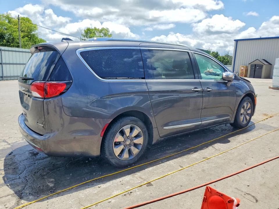 2017 CHRYSLER PACIFICA EHYBRID PLATINUM 3