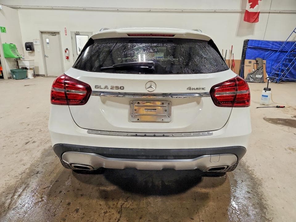 2020 MERCEDES-BENZ GLA 250 4MATIC 6