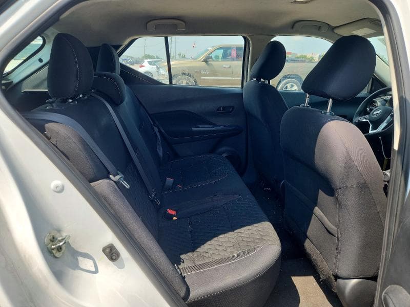2021 NISSAN KICKS S 11