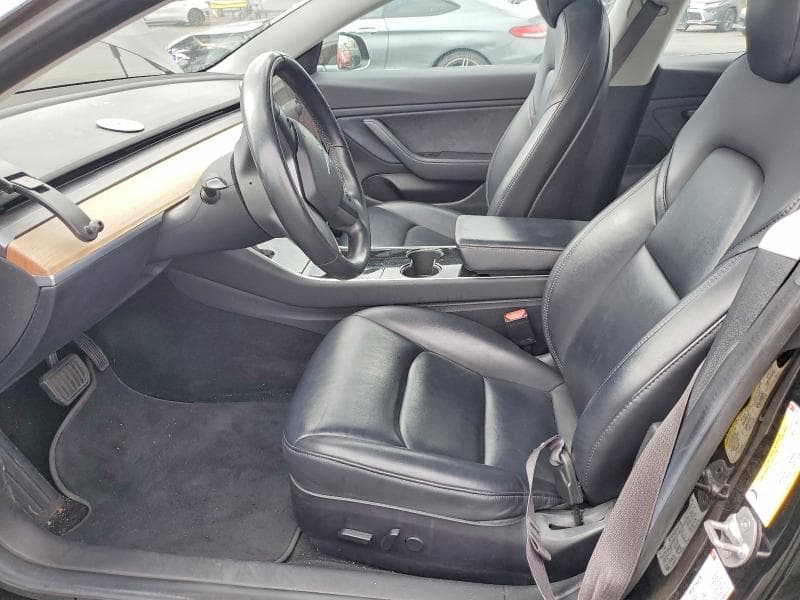 2018 TESLA MODEL 3 7