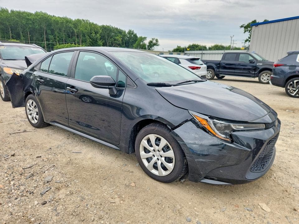 2022 TOYOTA COROLLA LE 4