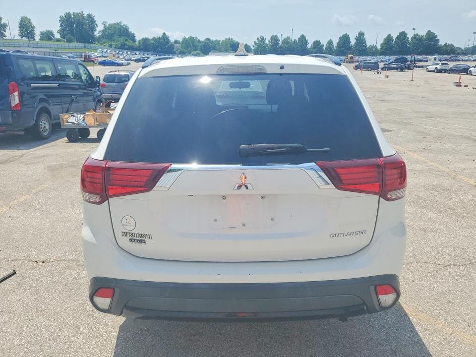 2018 MITSUBISHI OUTLANDER SE 6