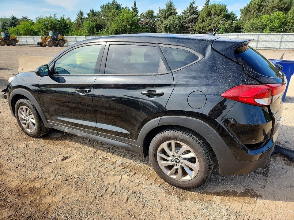 2017 HYUNDAI TUCSON SE 2