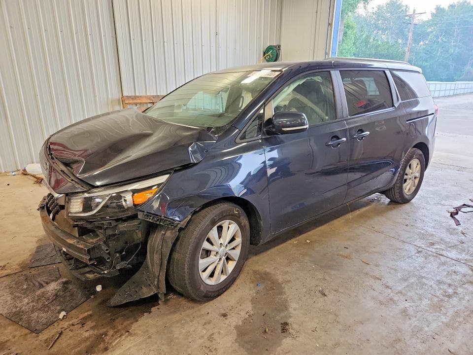 2017 KIA SEDONA LX