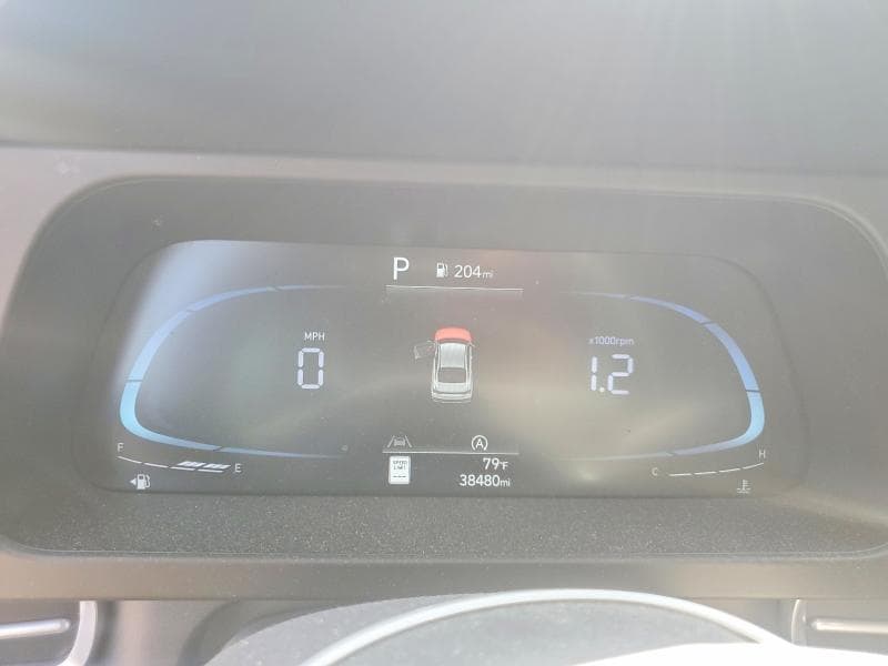2024 HYUNDAI ELANTRA SE 9