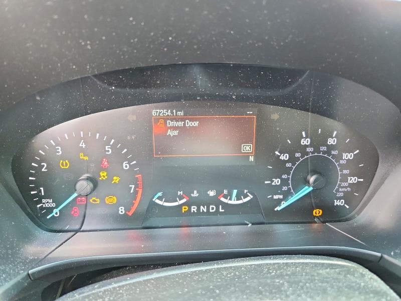 2020 FORD ESCAPE SE 9