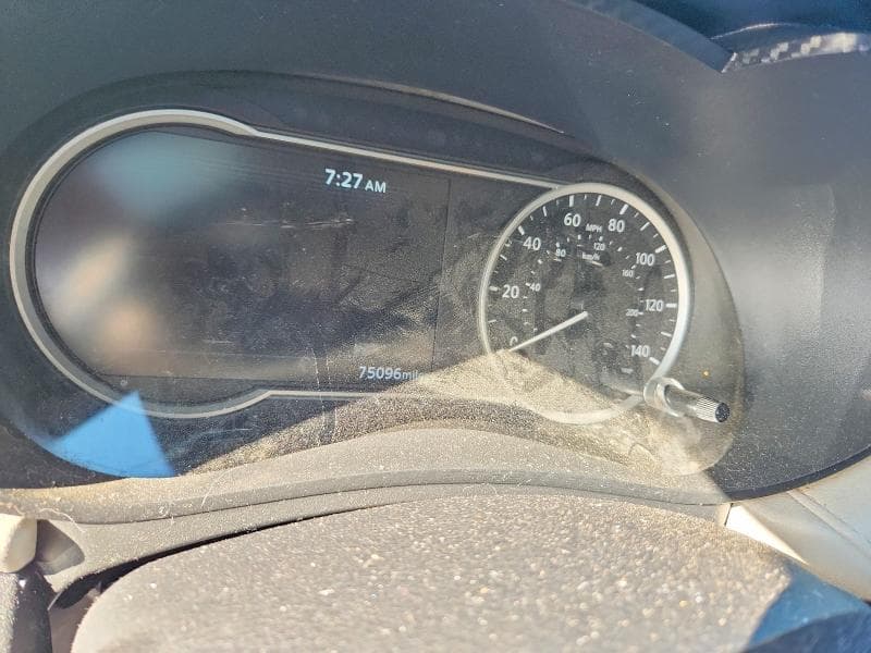 2021 NISSAN VERSA SV 9