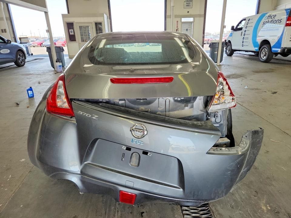 2017 NISSAN 370Z BASE 6