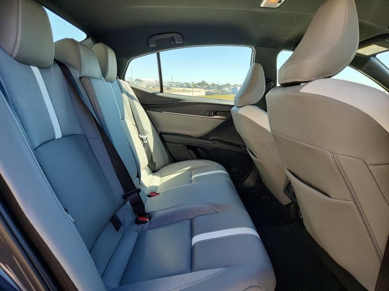 2026 TOYOTA CAMRY SE 10