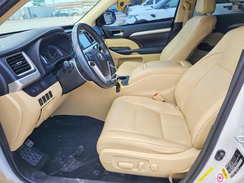 2017 TOYOTA HIGHLANDER XLE 7