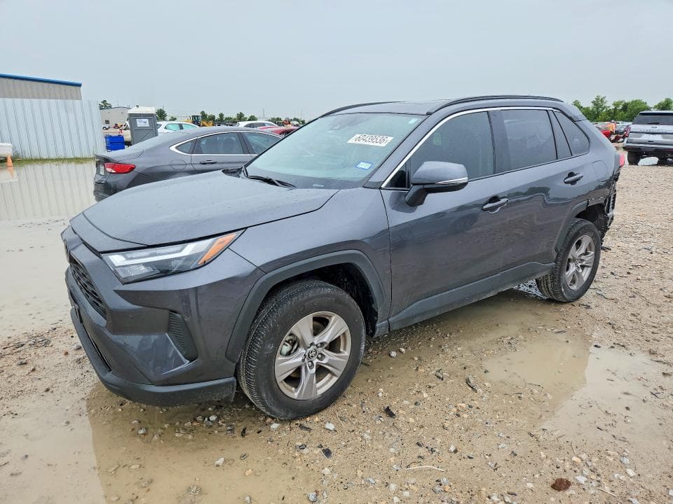 2025 TOYOTA RAV4 XLE - 1