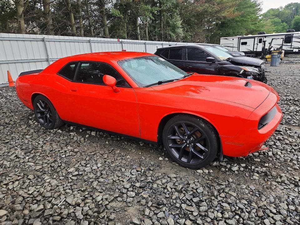 2022 DODGE CHALLENGER GT 4