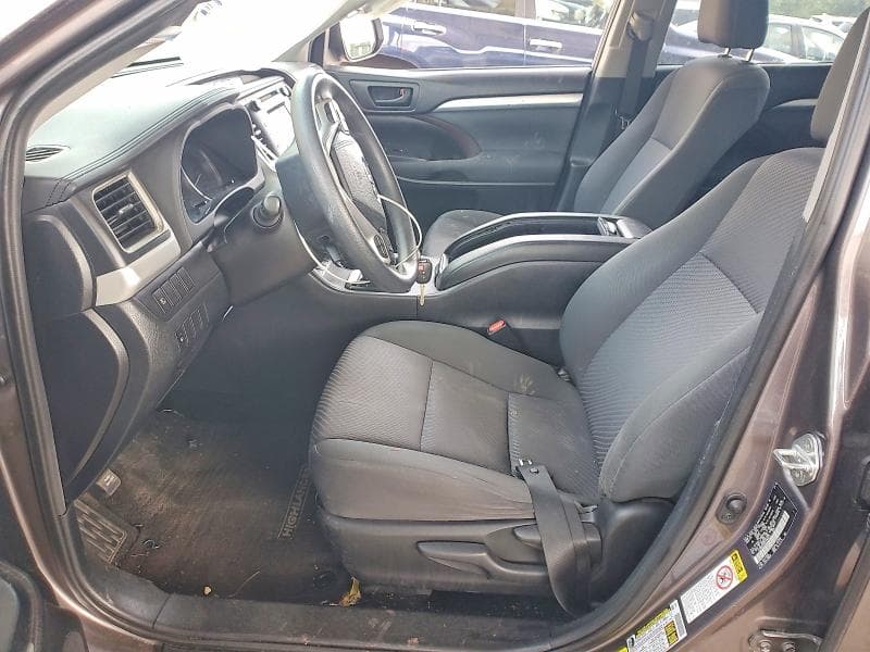 2019 TOYOTA HIGHLANDER LE 7