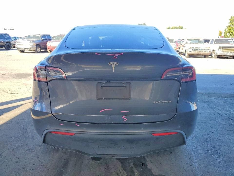 2022 TESLA MODEL Y 6