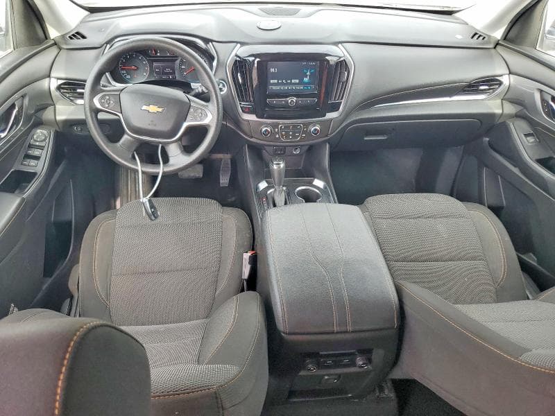 2018 CHEVROLET TRAVERSE LS 8