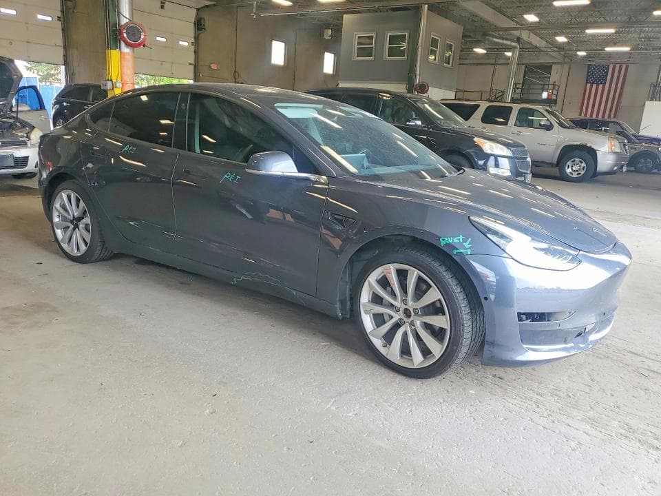 2018 TESLA MODEL 3 4
