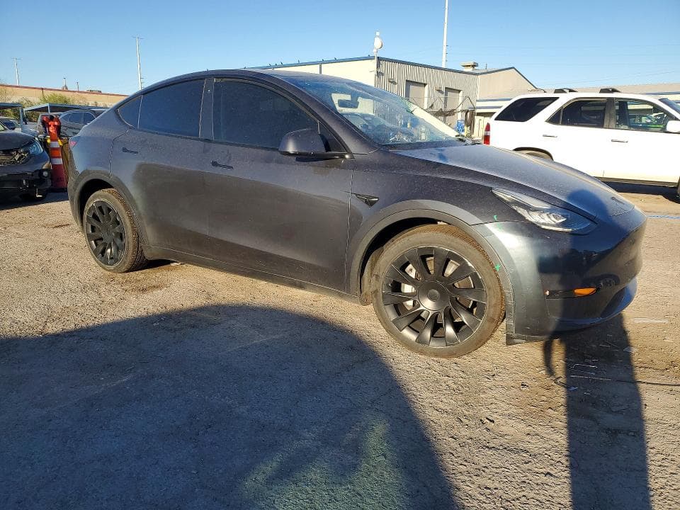 2021 TESLA MODEL Y 4