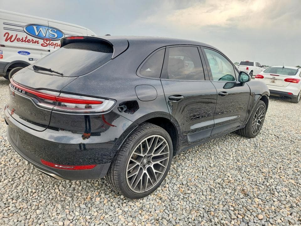 2020 PORSCHE MACAN 3