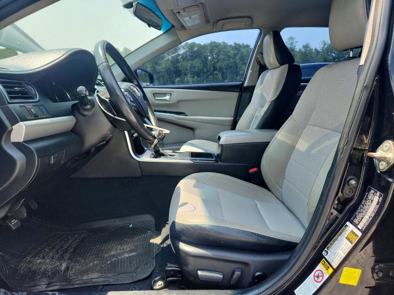 2017 TOYOTA CAMRY SE 7