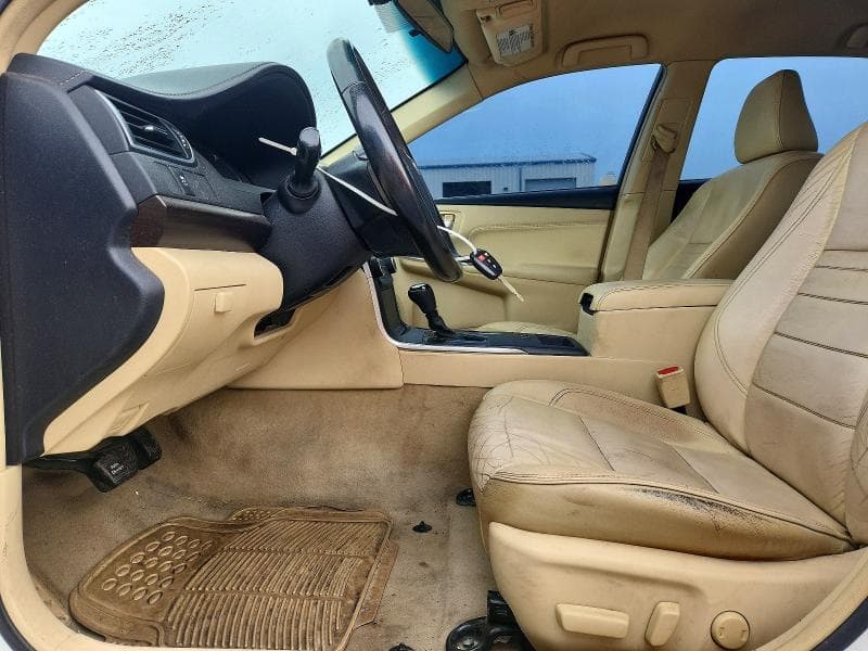 2017 TOYOTA CAMRY XLE 7