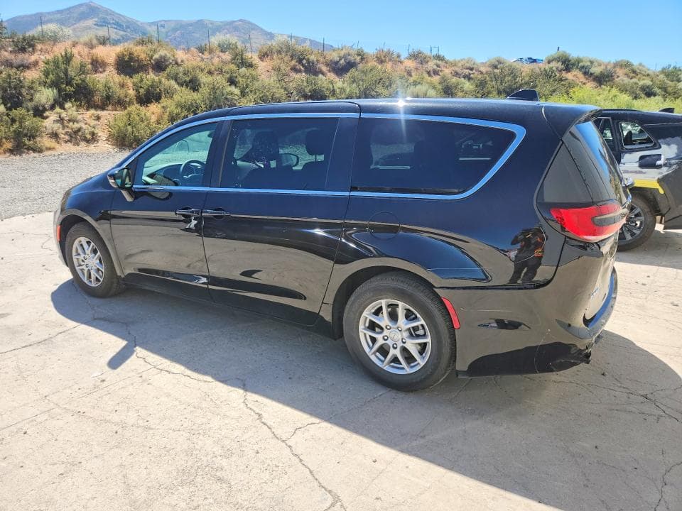 2026 CHRYSLER PACIFICA SELECT 2