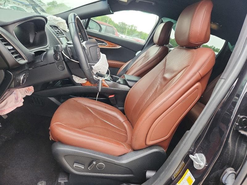 2020 LINCOLN NAUTILUS RESERVE 7