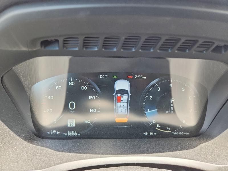 2021 VOLVO XC90 T5 MOMENTUM 9