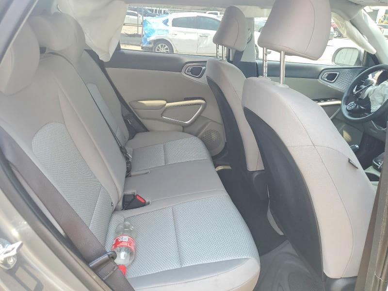 2025 KIA SOUL LX 10