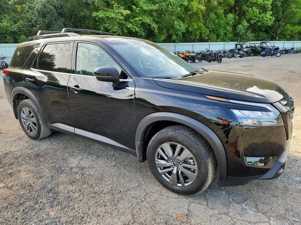 2025 NISSAN PATHFINDER SV 4