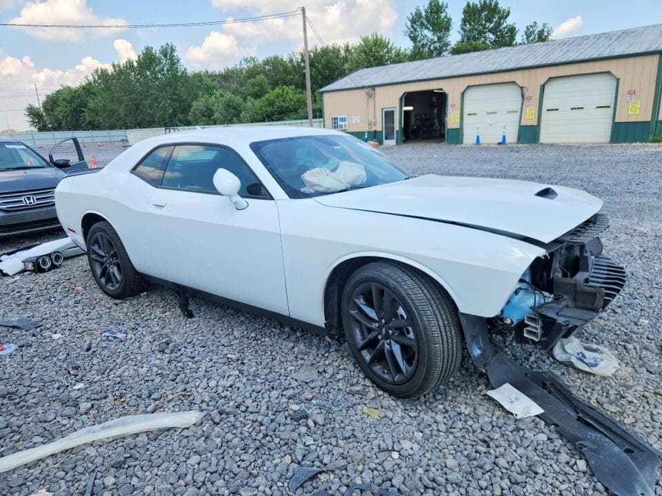 2022 DODGE CHALLENGER GT 4