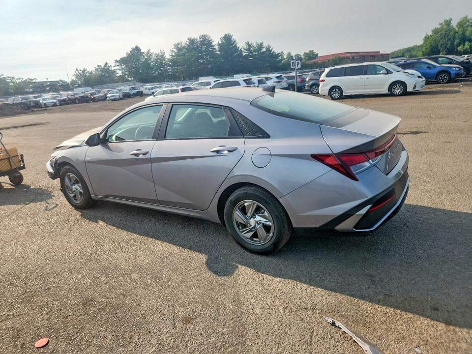 2025 HYUNDAI ELANTRA SE 2