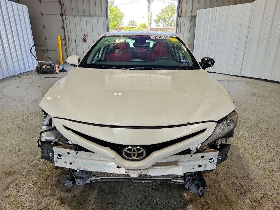 2024 TOYOTA CAMRY XSE 5