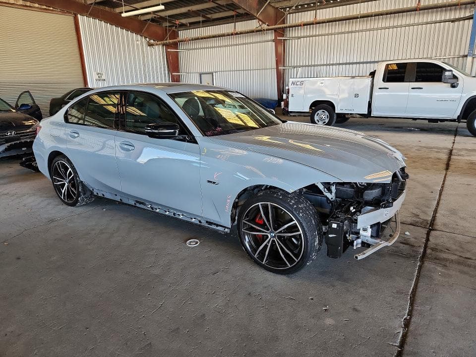 2023 BMW 330E 4