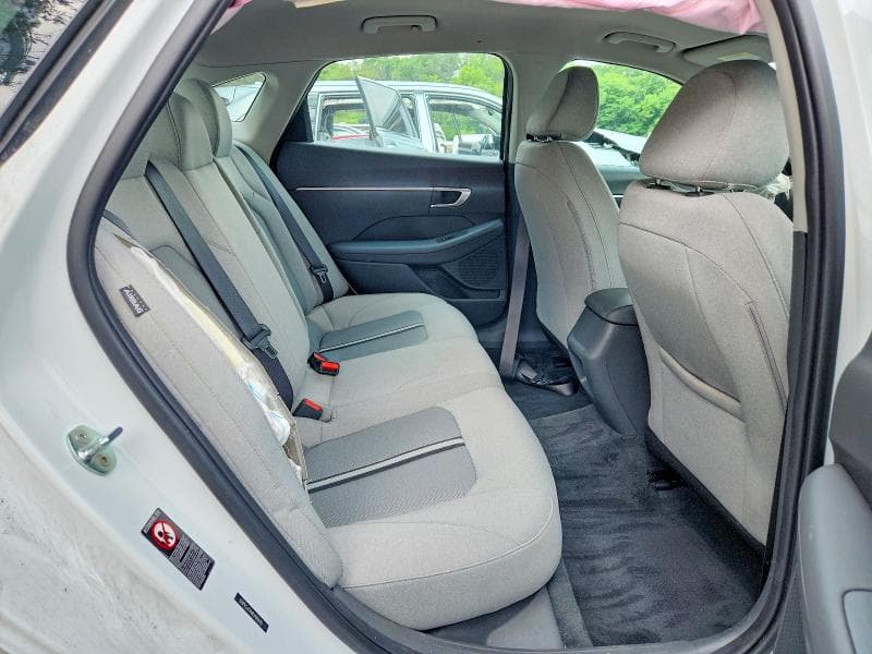 2020 HYUNDAI SONATA SE 10