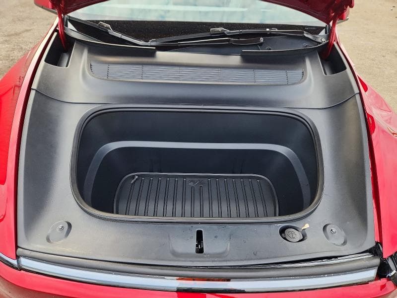 2026 TESLA MODEL Y 11