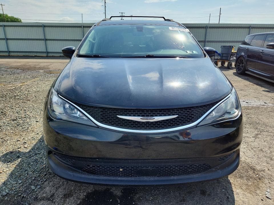 2021 CHRYSLER VOYAGER LXI 5
