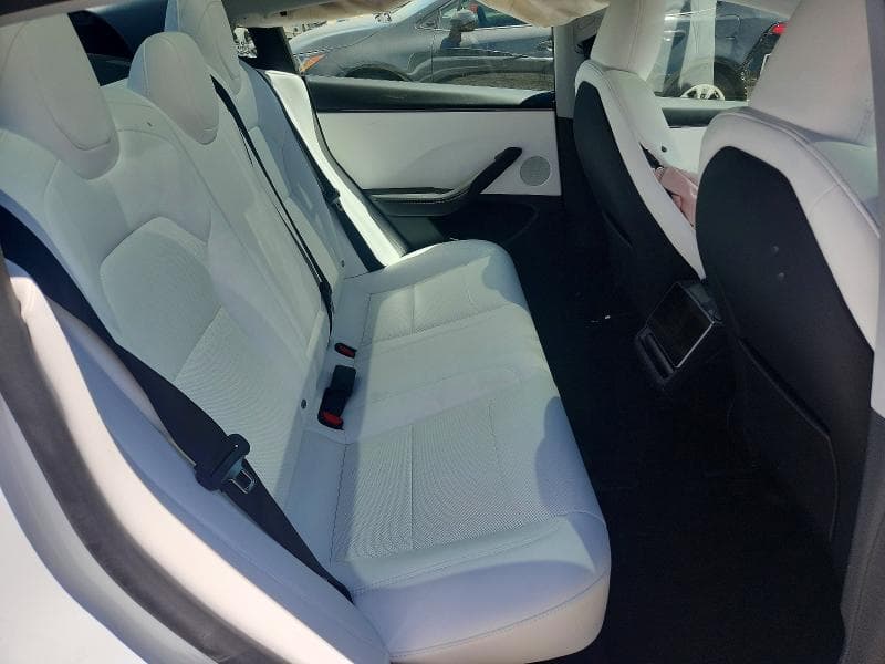 2026 TESLA MODEL 3 10