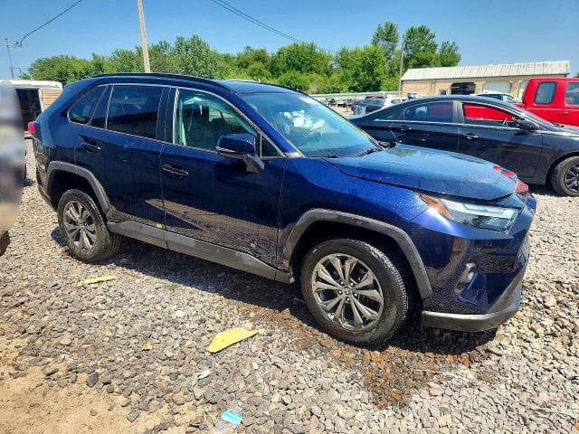 2022 TOYOTA RAV4 XLE PREMIUM 4