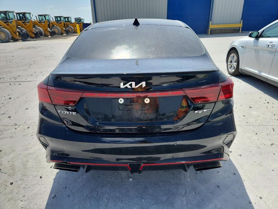 2022 KIA FORTE GT 6