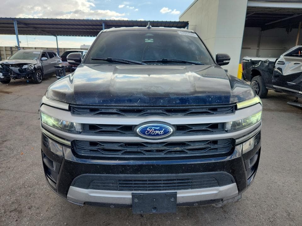 2022 FORD EXPEDITION XLT 5