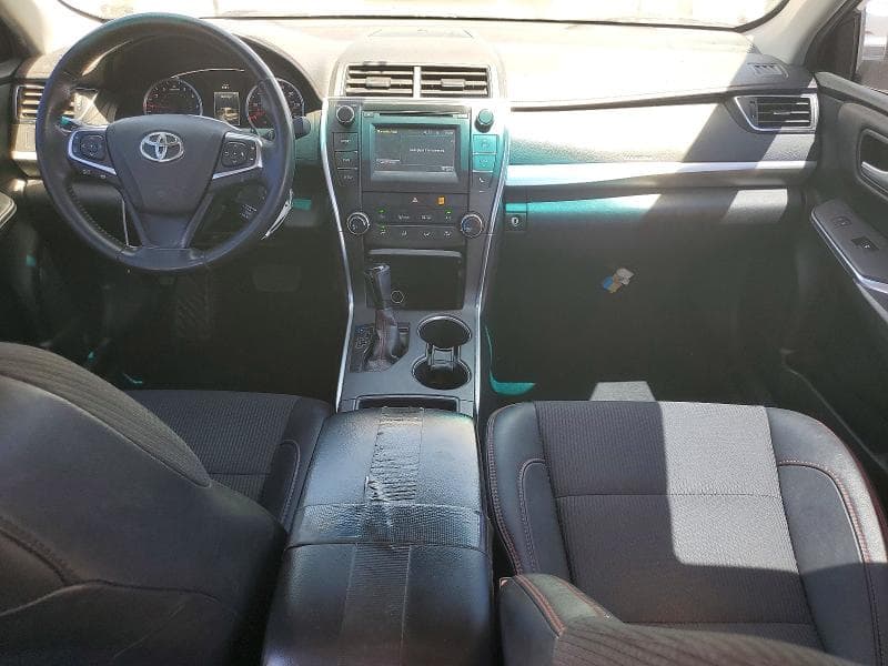 2017 TOYOTA CAMRY SE 8