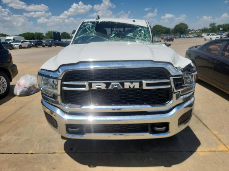 2022 RAM 2500 TRADESMAN 5