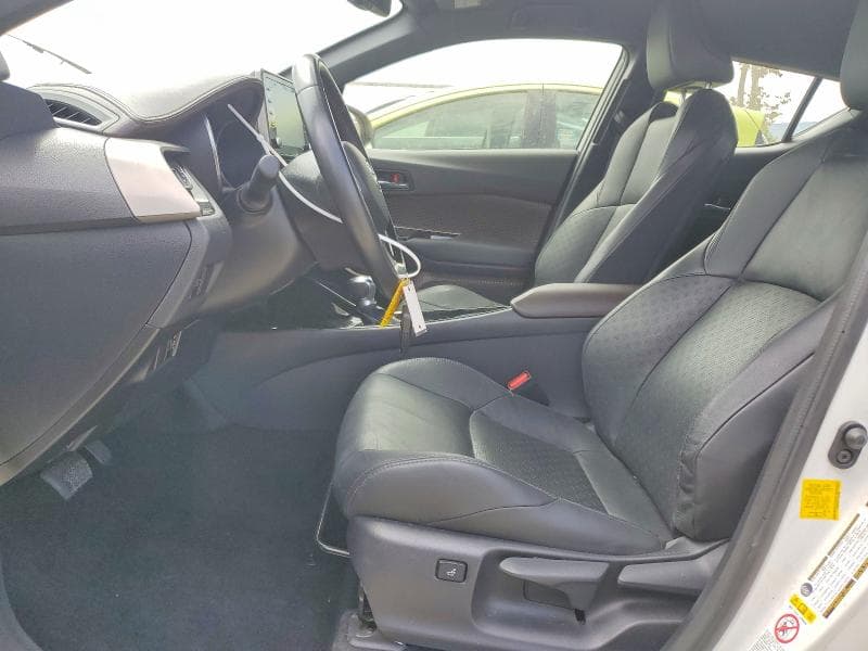 2019 TOYOTA C-HR LIMITED 7
