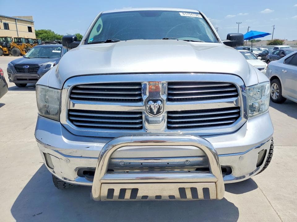 2017 RAM 1500 SLT 5