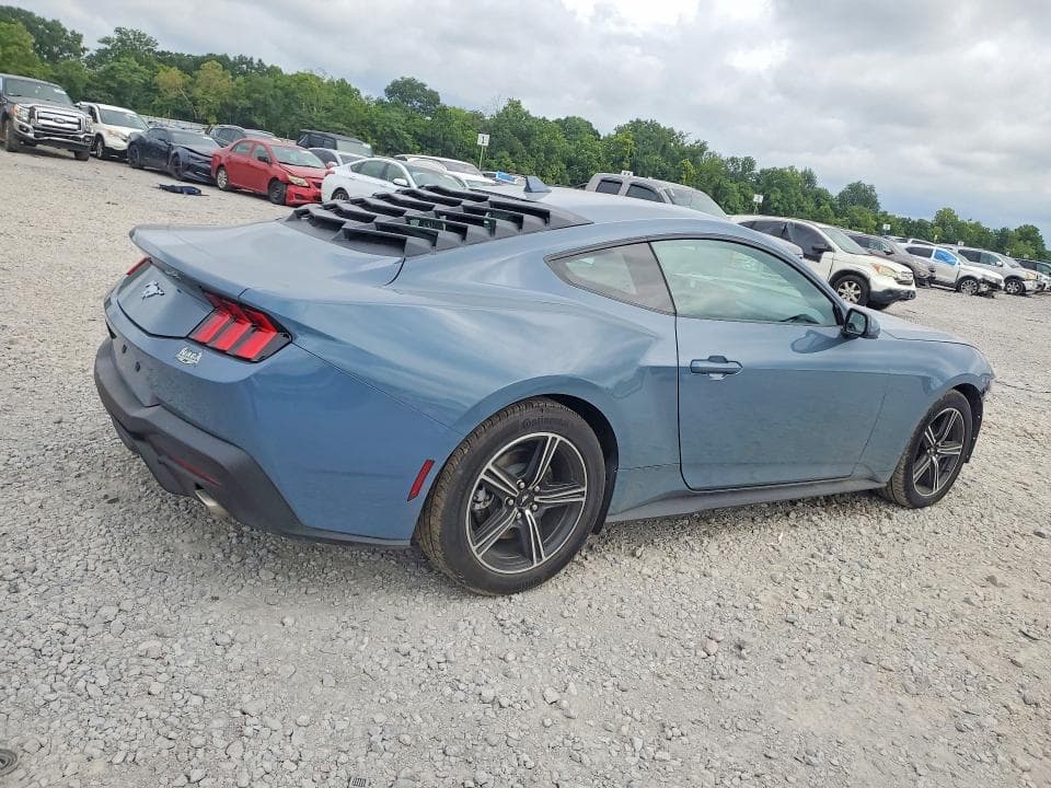 2025 FORD MUSTANG 3