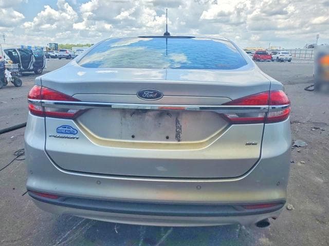 2017 FORD FUSION SE 6