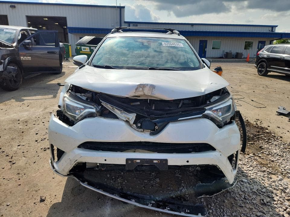 2017 TOYOTA RAV4 PLATINUM 5